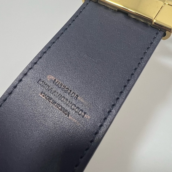 MCM Claus M Reversible Logo Belt Red One Size - Picture 2 of 7